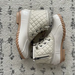 SO “duck” boots NEW size 6.5